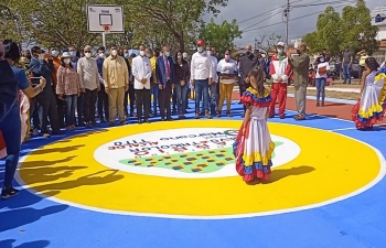 Glimpses of the reinauguration of Basketball court in the name of Mahatma Gandhi in Plaza Gandhi as special gesture by the State of Bolivar in Venezuela to mark 75th anniversary of India's Independence. Amb. Abhishek Singh and Gov. of Bolivar State H.E. Angel Marcano did the honours. Take a look at the video issued by the State of Bolivar, Venezuela